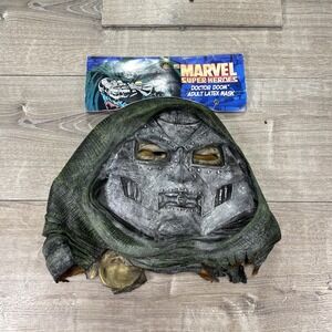 Vintage 1998 Marvel Super‎ Heroes Doctor Doom Adult Latex Mask Disguise Inc Hood